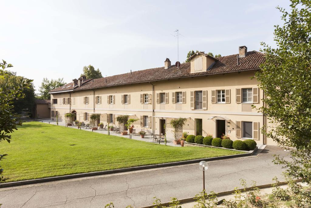 Bricco Pogliani Hotel CastellʼAlfero Esterno foto